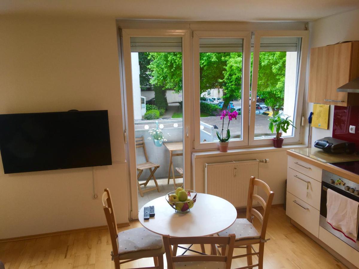 Cosy Studio Andy With Great Location Apartment Ljubljana Ngoại thất bức ảnh